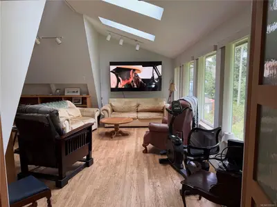 View 10