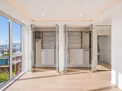 View 10