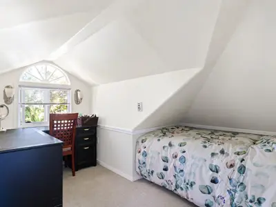 View 24
