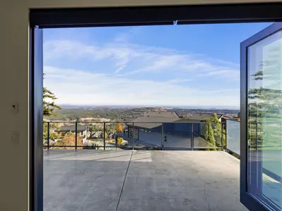 View 19