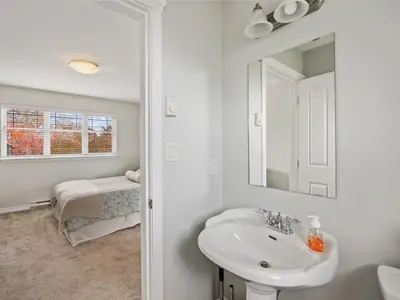 View 32