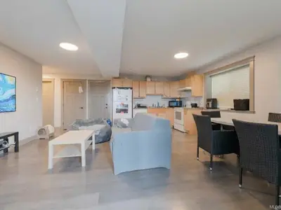 View 32