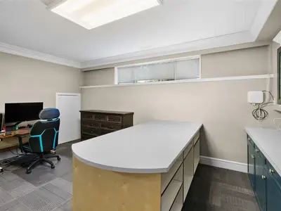 View 32