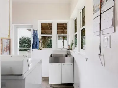 View 25