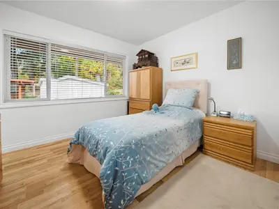 View 25